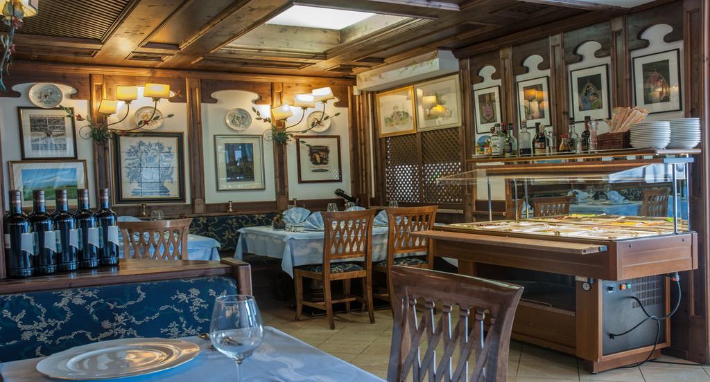 Hotel Ai Pini Vigo di Fassa Εξωτερικό φωτογραφία